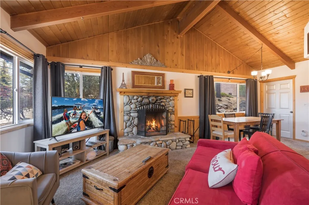 41063 Pennsylvania, Big Bear Lake, CA, 92315