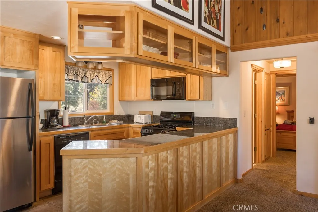 41063 Pennsylvania, Big Bear Lake, CA, 92315