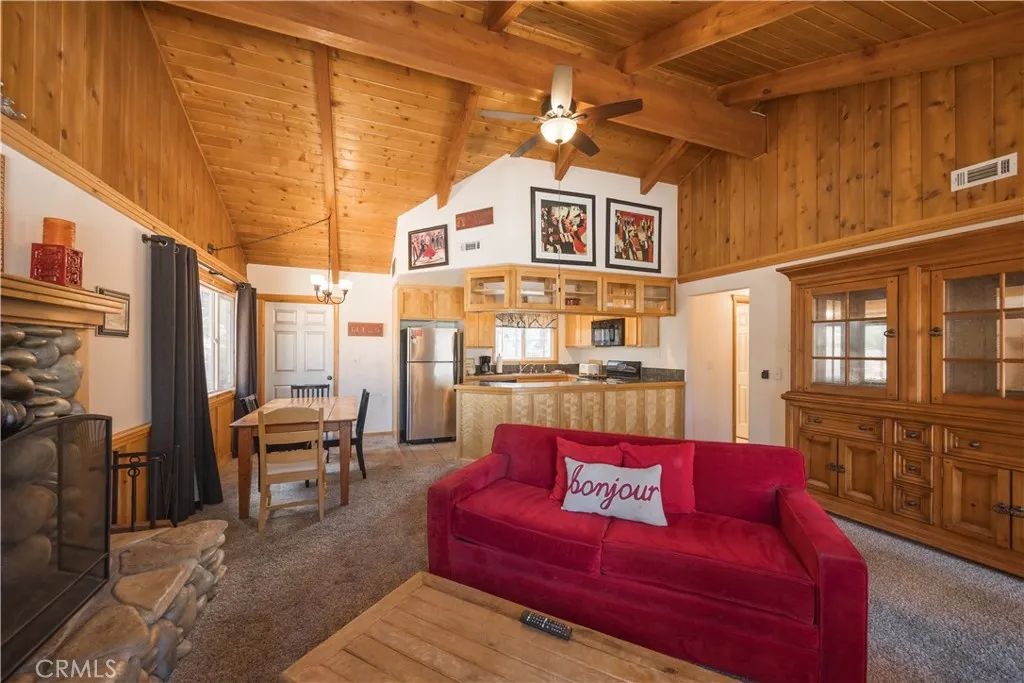 41063 Pennsylvania, Big Bear Lake, CA, 92315