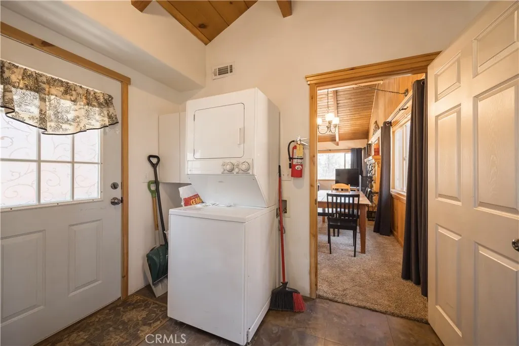 41063 Pennsylvania, Big Bear Lake, CA, 92315