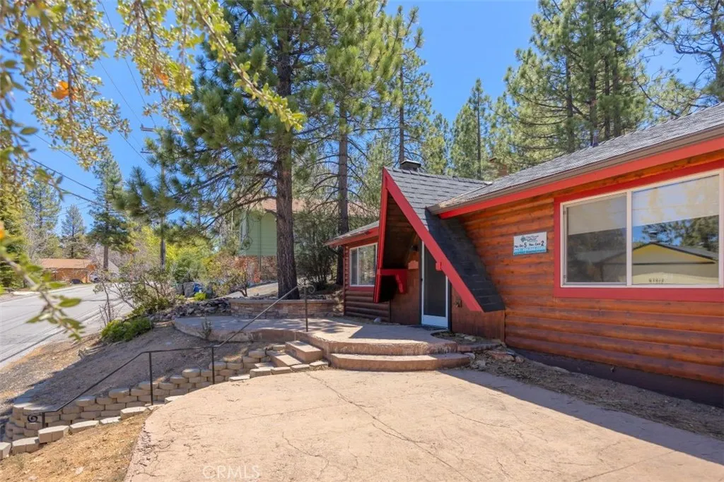 41063 Pennsylvania, Big Bear Lake, CA, 92315