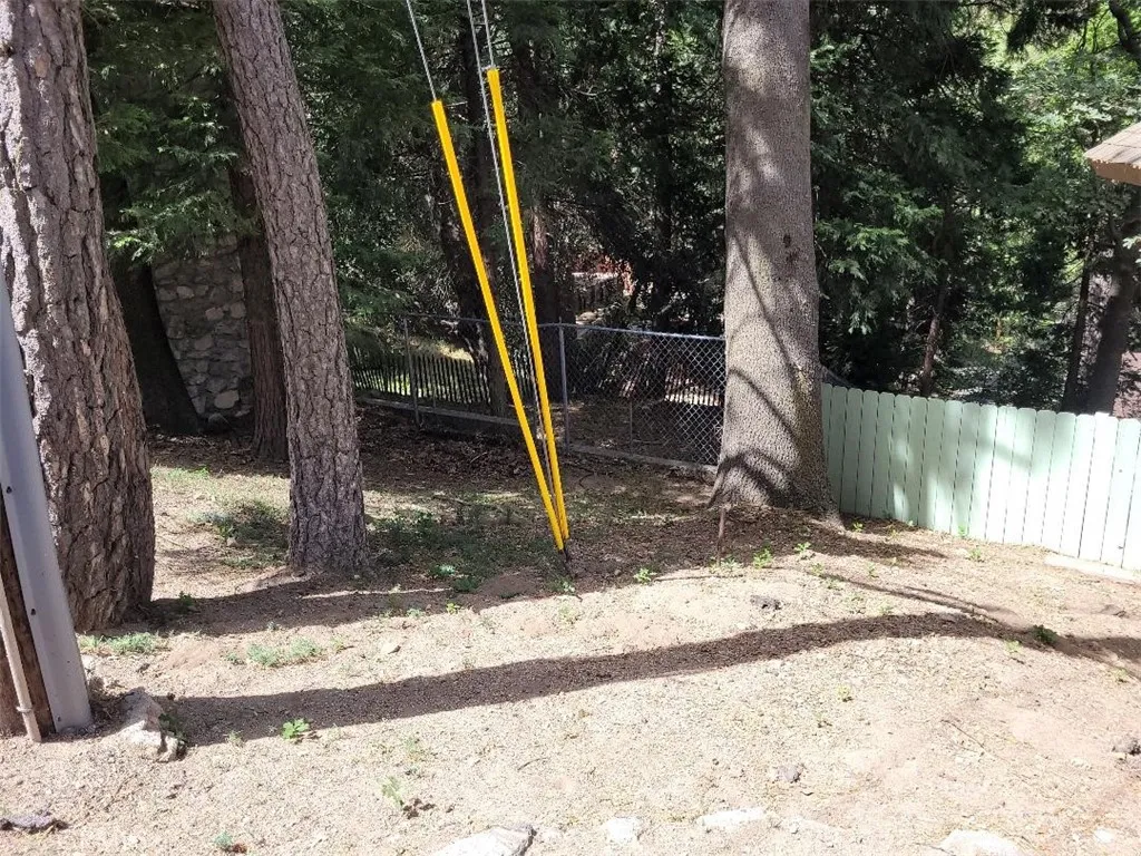 22726 Ponderosa Drive, Crestline, CA, 92325