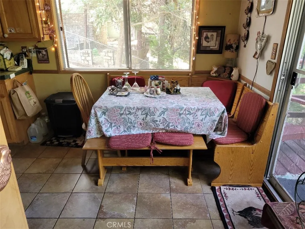 22726 Ponderosa Drive, Crestline, CA, 92325