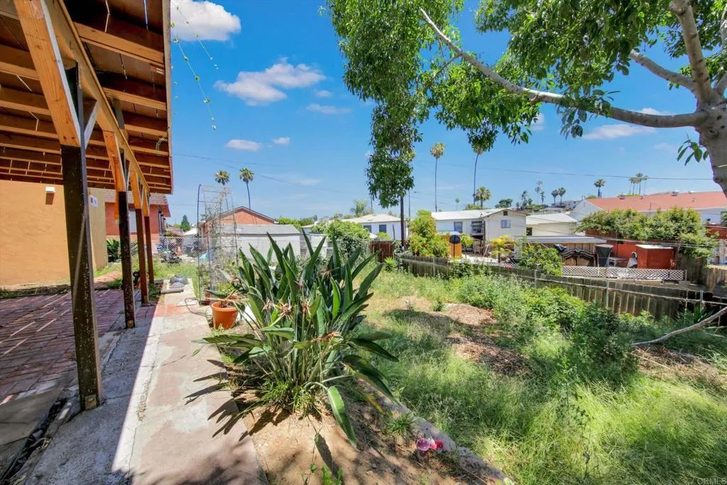 https://cdn.realtyfeed.com/cdn/127/306714967/da329e20a28919cd19d95a2b25ad9d87.webp