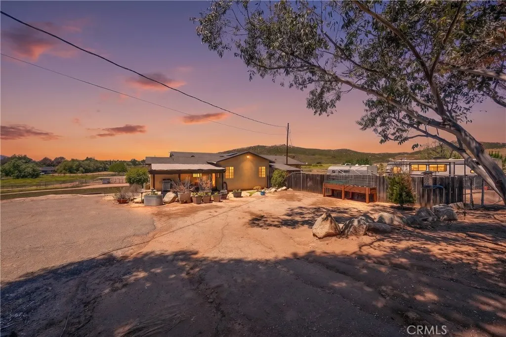 https://cdn.realtyfeed.com/cdn/127/306714970/96fbe96c5dbfa2a490e062ff00d7f311.webp