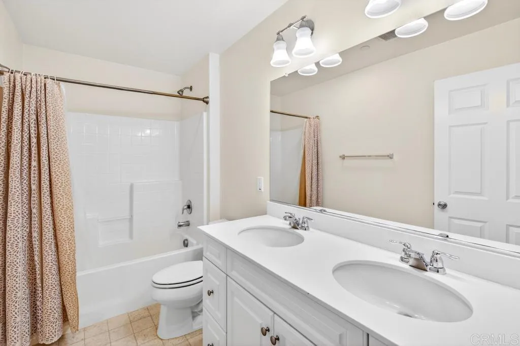 https://cdn.realtyfeed.com/cdn/127/306714988/0dfe2515cc128d0d7a8004c4b543b3a8.webp