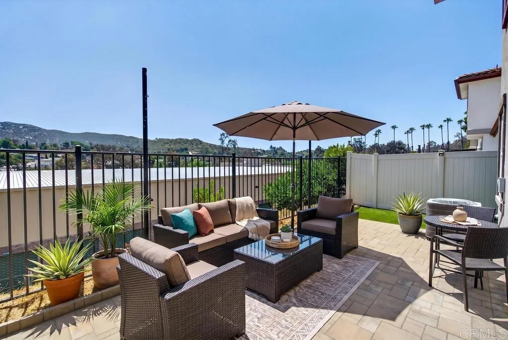 https://cdn.realtyfeed.com/cdn/127/306714988/f24107db55cd6b591fc4d2a7276bb531.webp