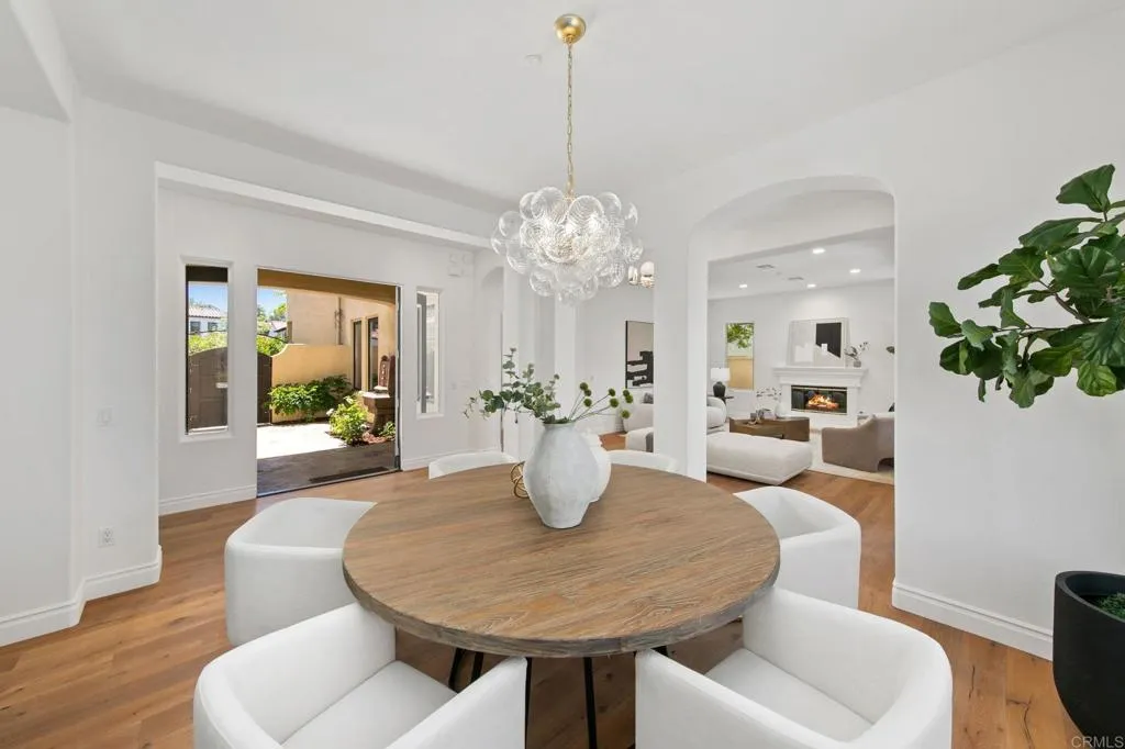https://cdn.realtyfeed.com/cdn/127/306714999/cf0a04904e0009ab0e5fc3d9eb0ecd04.webp