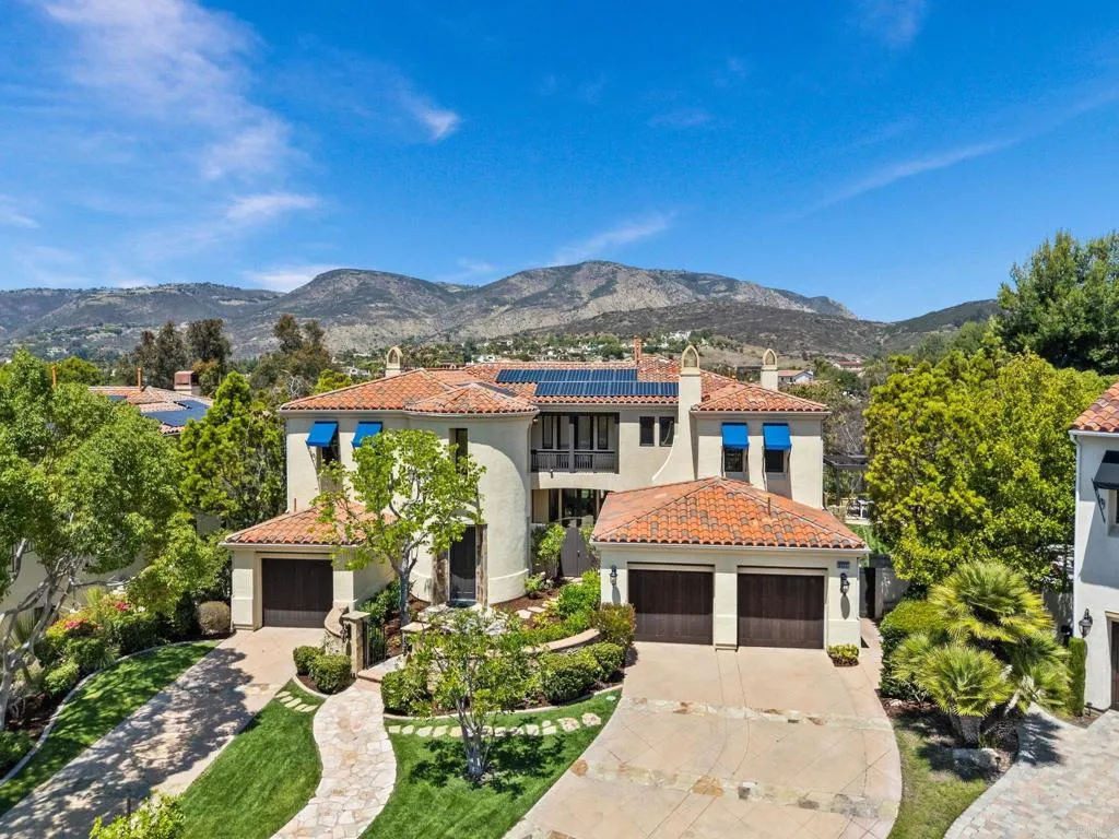 https://cdn.realtyfeed.com/cdn/127/306714999/fc030b0e8cdf9a2e0f9b60dc66df9ff0.webp