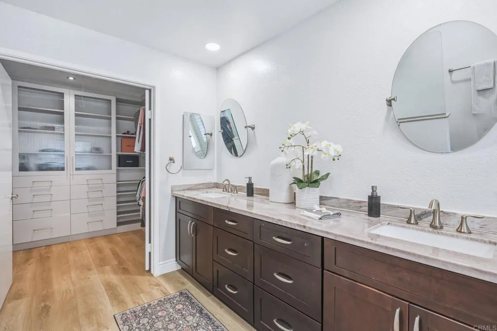 https://cdn.realtyfeed.com/cdn/127/306715014/1b39a99212c9aac4a318b07ef334f5eb.webp
