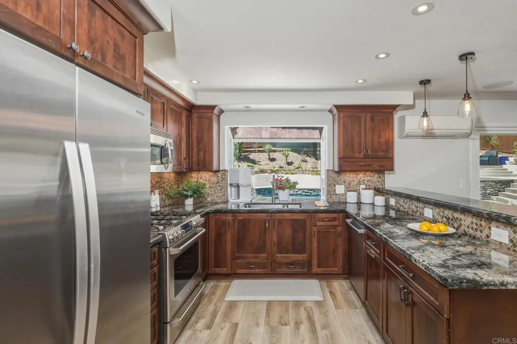 https://cdn.realtyfeed.com/cdn/127/306715014/c542c03753559e1b9818318e13da18bf.webp