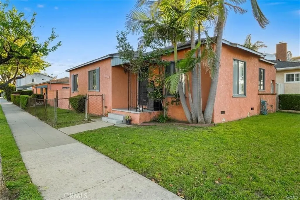 Lawndale, CA 90260