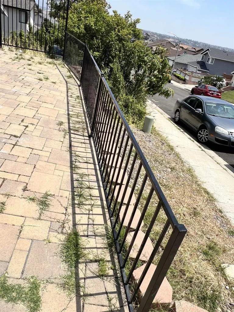 https://cdn.realtyfeed.com/cdn/127/306715087/415d8a7f1219b6d2aafd16d0002bd08b.webp