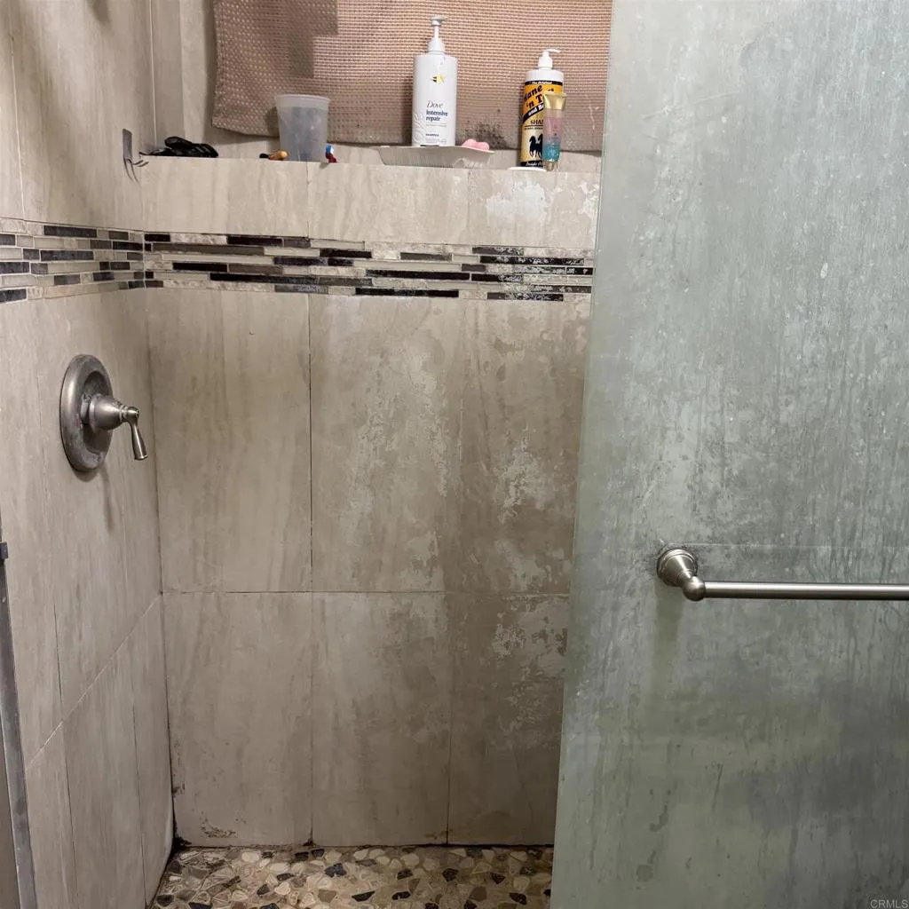 https://cdn.realtyfeed.com/cdn/127/306715087/4632829da41c778ddb42f5b44bc86fea.webp