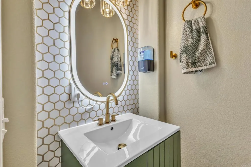 https://cdn.realtyfeed.com/cdn/127/306715107/30568be45dd6aa8f6e2703402f2bb5f3.webp