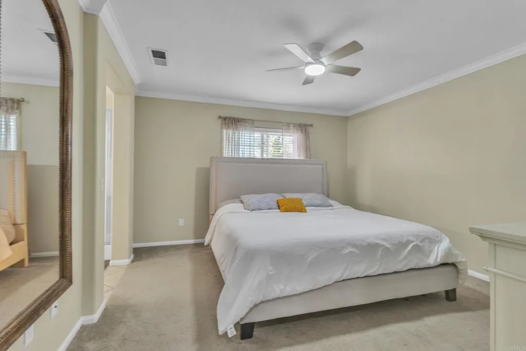 https://cdn.realtyfeed.com/cdn/127/306715107/94e33467c4163106b73022ced8cb4f2b.webp