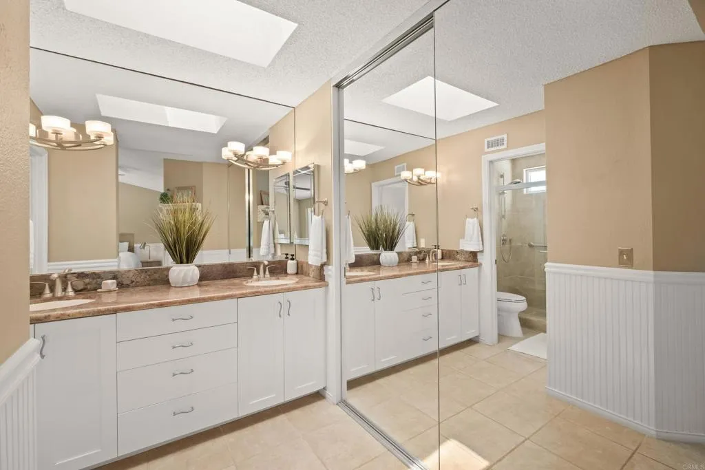 https://cdn.realtyfeed.com/cdn/127/306715115/0ad16b863e1dad2337ee68929a1365dc.webp