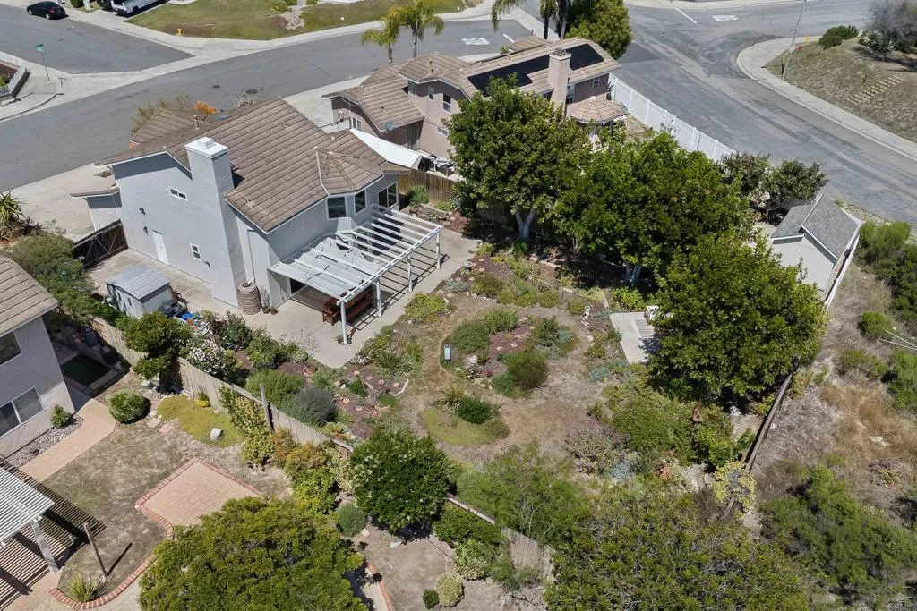 https://cdn.realtyfeed.com/cdn/127/306715115/29dd7525ba33af8ae38153086ea32c7a.webp