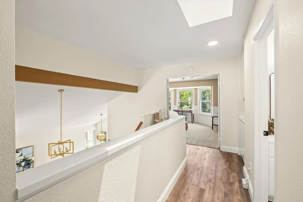 https://cdn.realtyfeed.com/cdn/127/306715115/3c179c3cdaacc2606a47d5ef00d9fbe1.webp