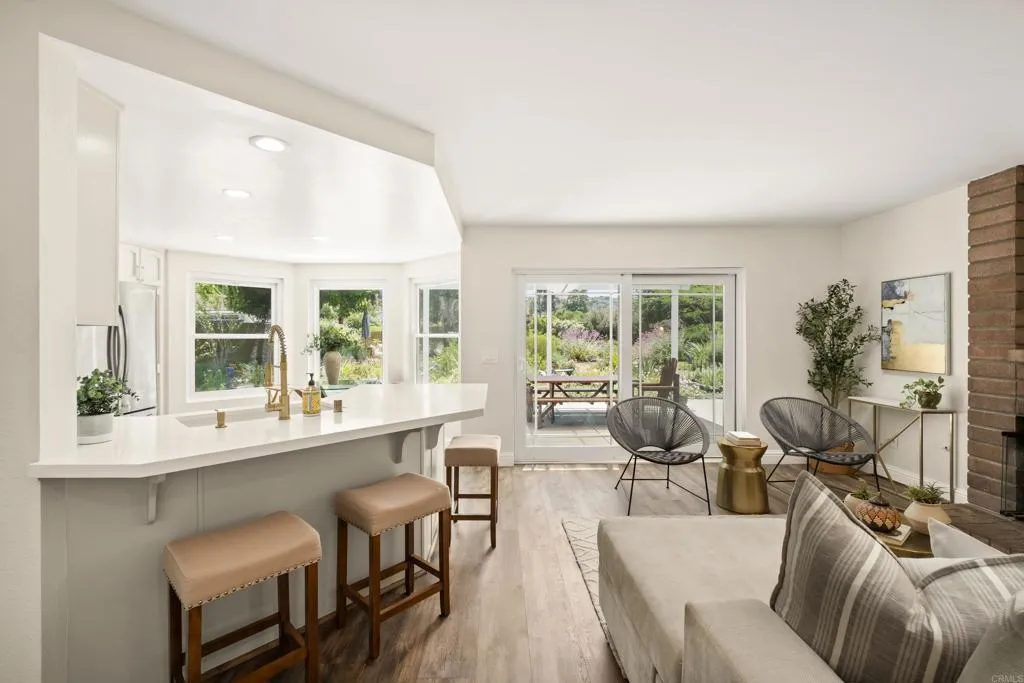 https://cdn.realtyfeed.com/cdn/127/306715115/86ca98ce91b730c613104363c67109b5.webp