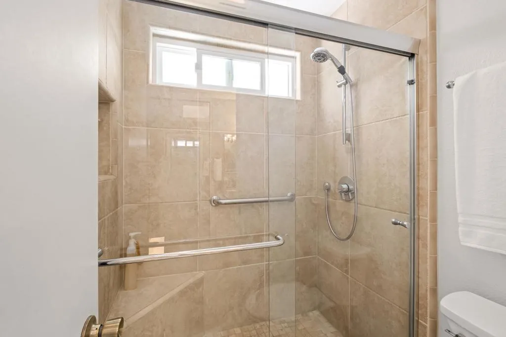 https://cdn.realtyfeed.com/cdn/127/306715115/9d32022e1cc04c560441b31c76f88982.webp