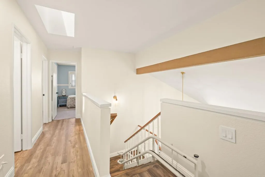 https://cdn.realtyfeed.com/cdn/127/306715115/d30145df8fa9ed92ff1a025547d4386a.webp