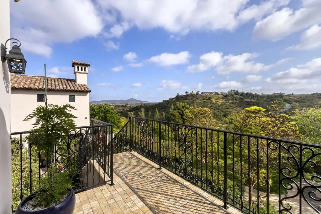 https://cdn.realtyfeed.com/cdn/127/306715129/59602951dca5a39652b013d0e106991f.webp