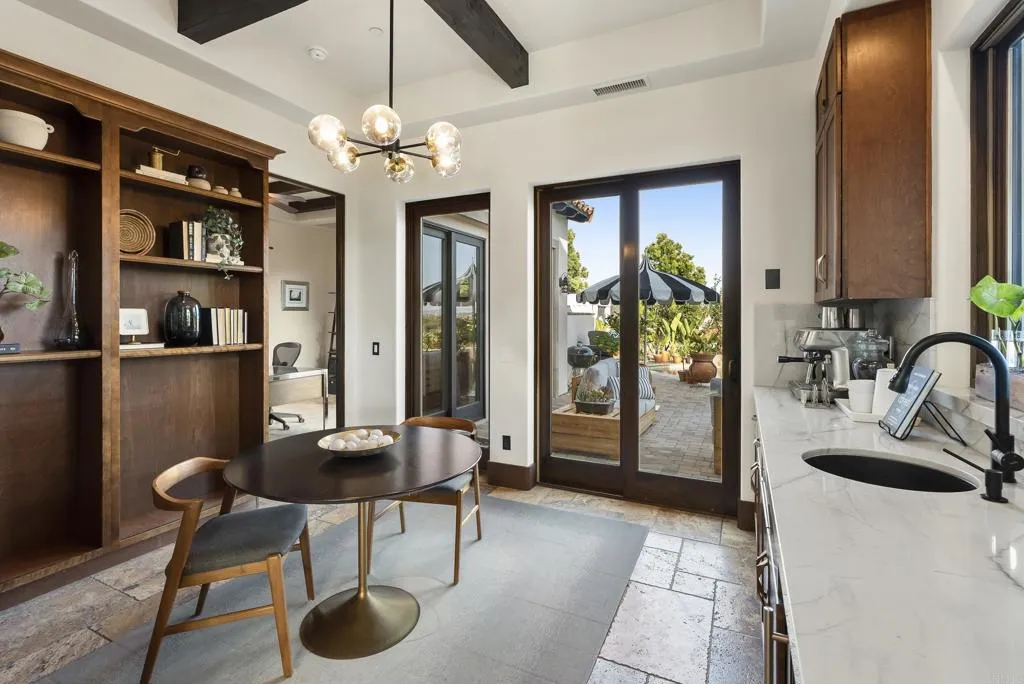 https://cdn.realtyfeed.com/cdn/127/306715129/5ddda6b44ae7fb792f57ac8946be79d1.webp
