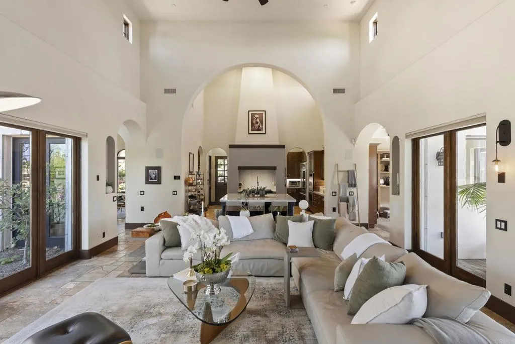 https://cdn.realtyfeed.com/cdn/127/306715129/7e5f0cef26fc9084840c4938e1cac37b.webp