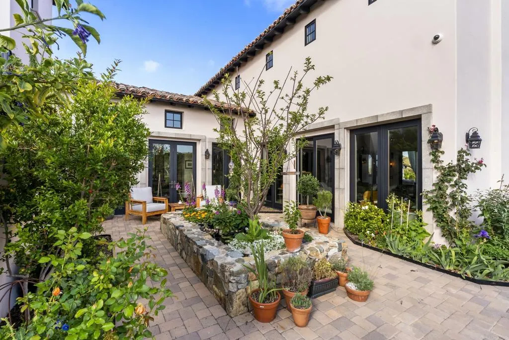 https://cdn.realtyfeed.com/cdn/127/306715129/99306354328673f92f4fa016b2b59fdc.webp