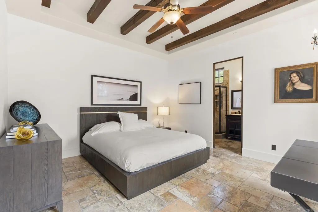 https://cdn.realtyfeed.com/cdn/127/306715129/b89ae12dc8fcf09fb2b1612c2651d251.webp