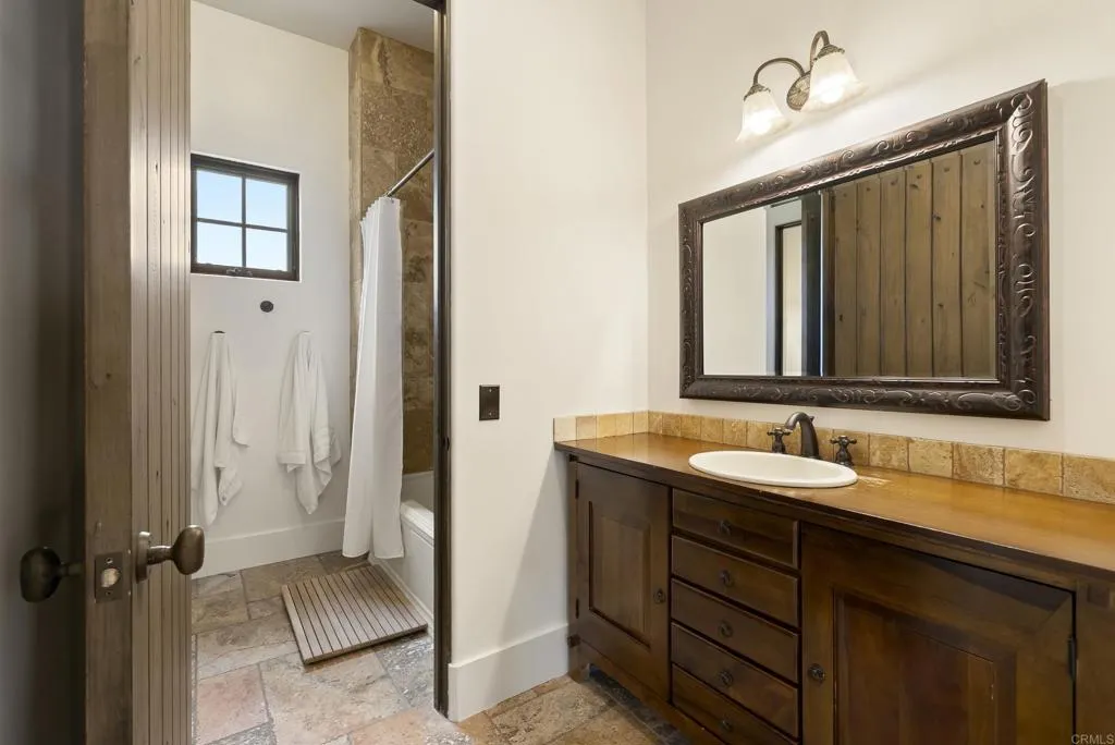 https://cdn.realtyfeed.com/cdn/127/306715129/c9ce49df5e97006c772da7ad7123a83b.webp
