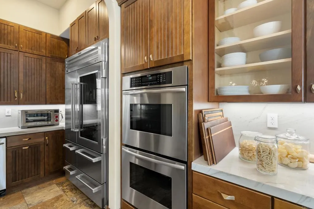 https://cdn.realtyfeed.com/cdn/127/306715129/f17287ace964e7e5be751f96f497eb05.webp