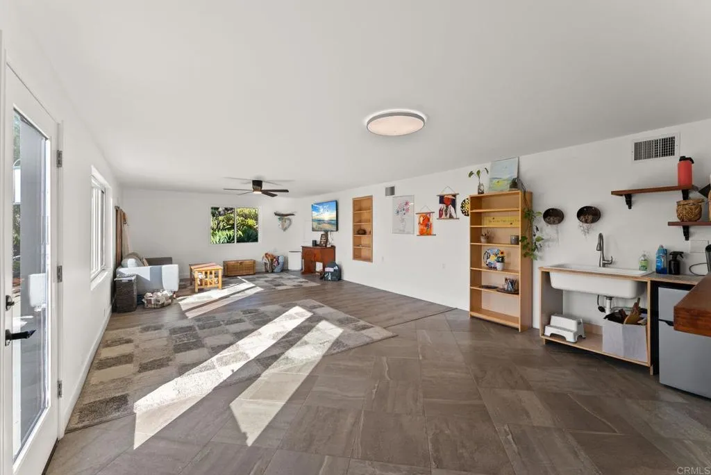 https://cdn.realtyfeed.com/cdn/127/306715134/1a10a0136b4f678be6582d120c227a4c.webp