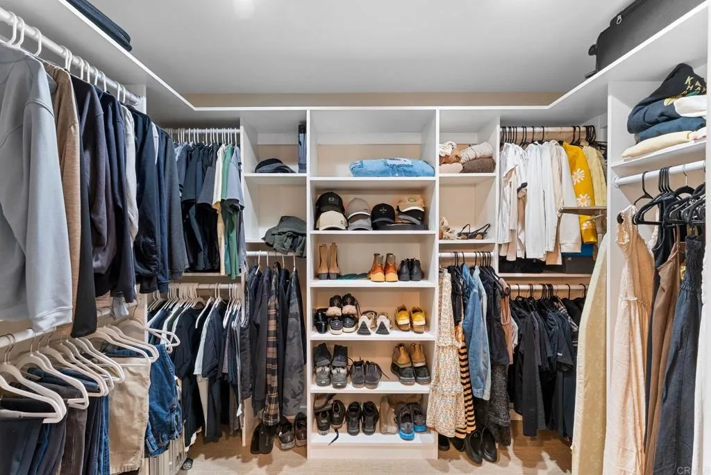https://cdn.realtyfeed.com/cdn/127/306715134/3e4d484321889b05ab2ed899b58a46f9.webp