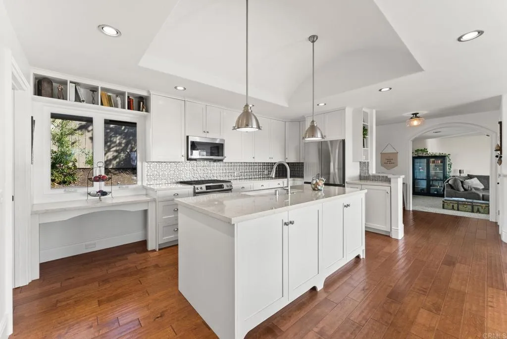 https://cdn.realtyfeed.com/cdn/127/306715134/7acff3f4ed4d3d399273b6f876ad36fc.webp