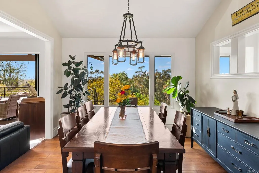 https://cdn.realtyfeed.com/cdn/127/306715134/ba2321c70a6c3f4ef85b93fdfab8e2cd.webp