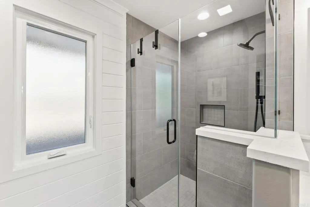 https://cdn.realtyfeed.com/cdn/127/306715134/f07913a5d96ddc91fb6f4020300e57d4.webp