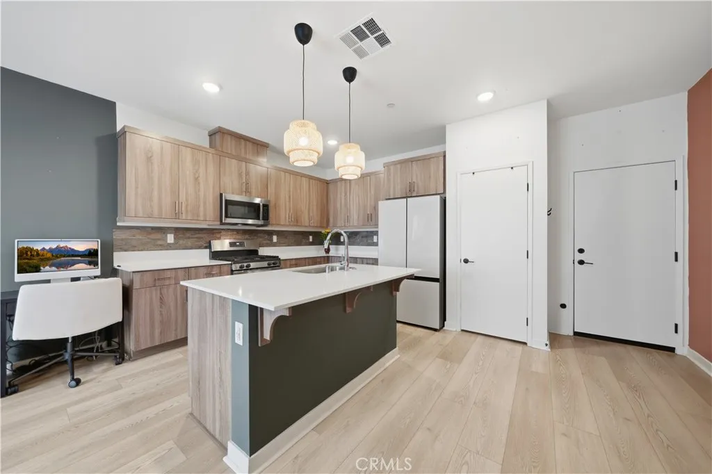 Photo #9: SW26101491 Listing: Photo #9