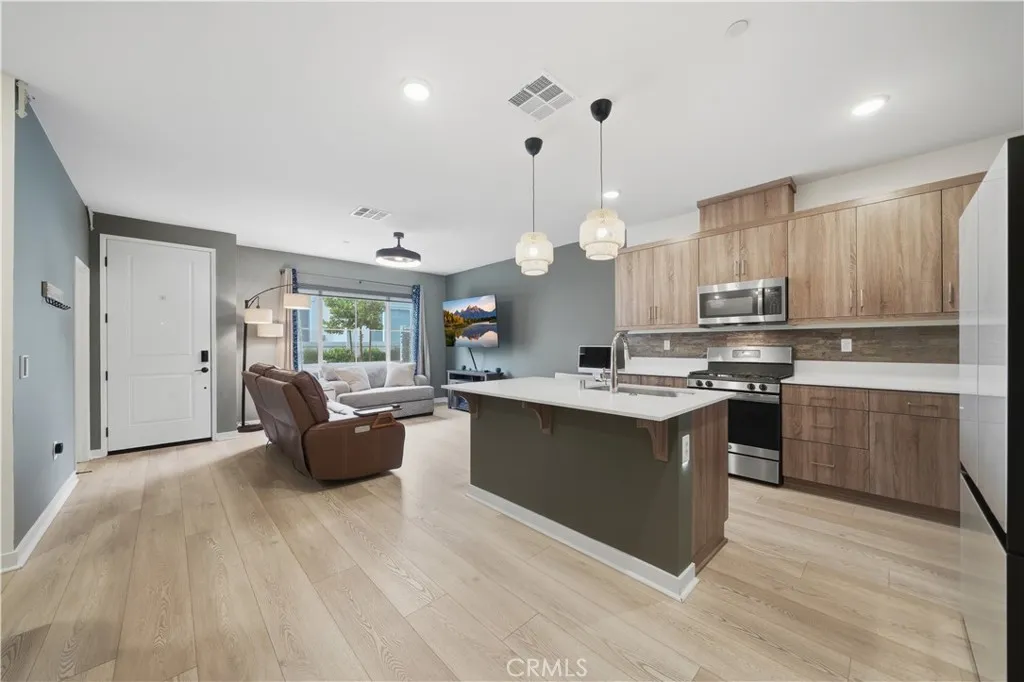 Photo #2: SW26101491 Listing: Photo #2
