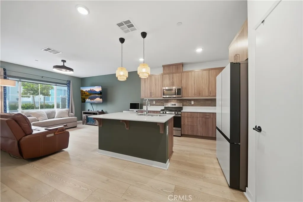 Photo #4: SW26101491 Listing: Photo #4
