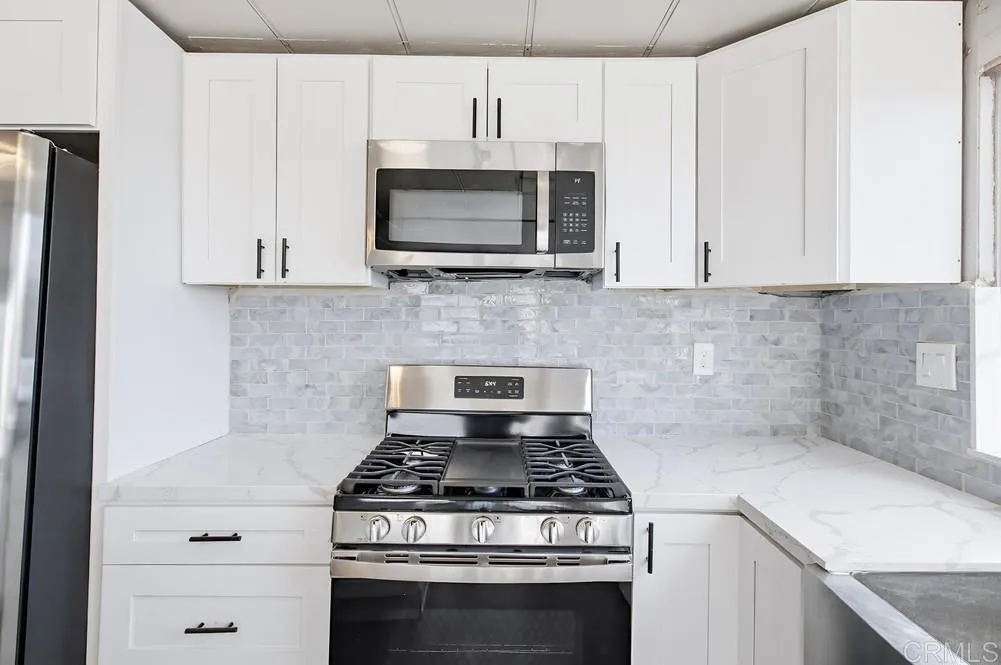 https://cdn.realtyfeed.com/cdn/127/306715245/6621f1c195456d94d24a5000220f3641.webp