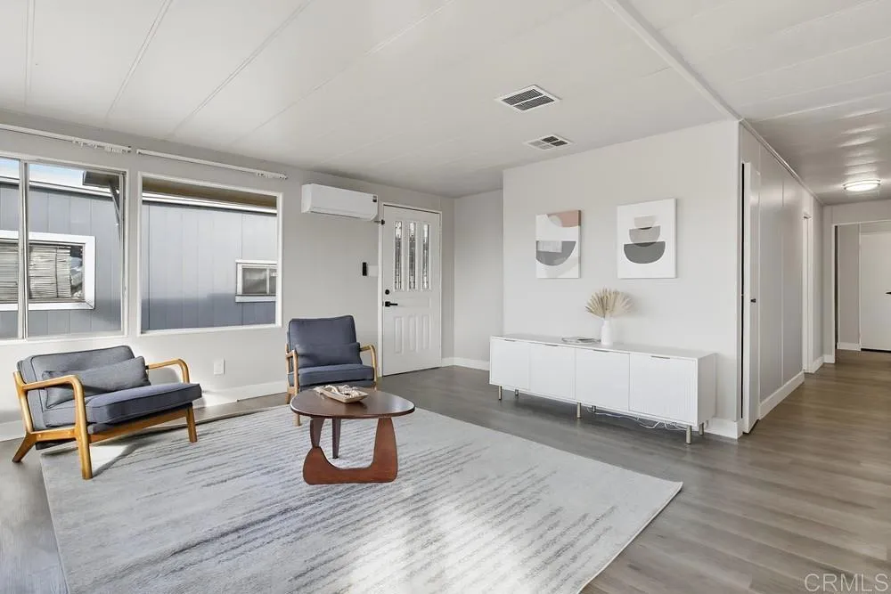 https://cdn.realtyfeed.com/cdn/127/306715245/7fc992144b83eab1598e25f7f2656121.webp