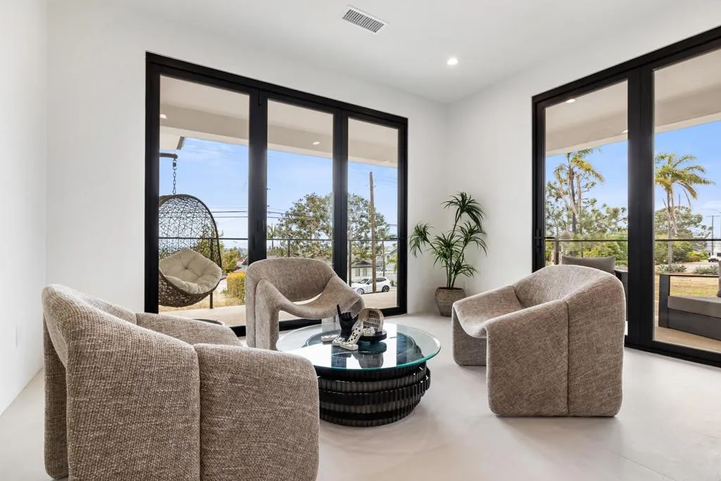 https://cdn.realtyfeed.com/cdn/127/306715246/13fd06b4b1be6f71aa96c116978ce34e.webp