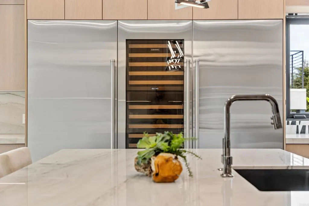 https://cdn.realtyfeed.com/cdn/127/306715246/62da4ccb55ff0ba3060aa5fcd4d7260f.webp