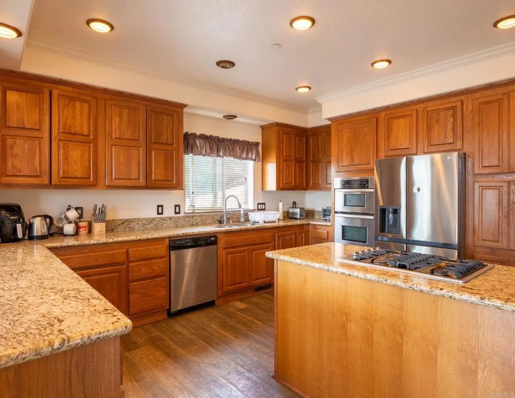 https://cdn.realtyfeed.com/cdn/127/306715292/08a8f7531e1d77f5d44c160cdf2f5df7.webp