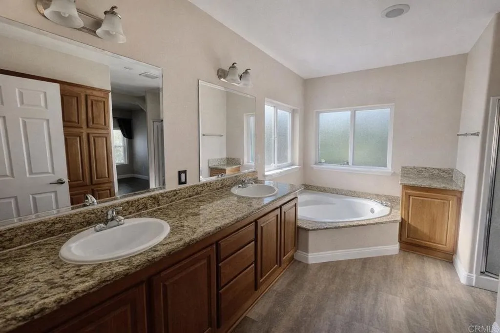 https://cdn.realtyfeed.com/cdn/127/306715292/1f02e5275ac60ed4a42896734c9cc8e4.webp