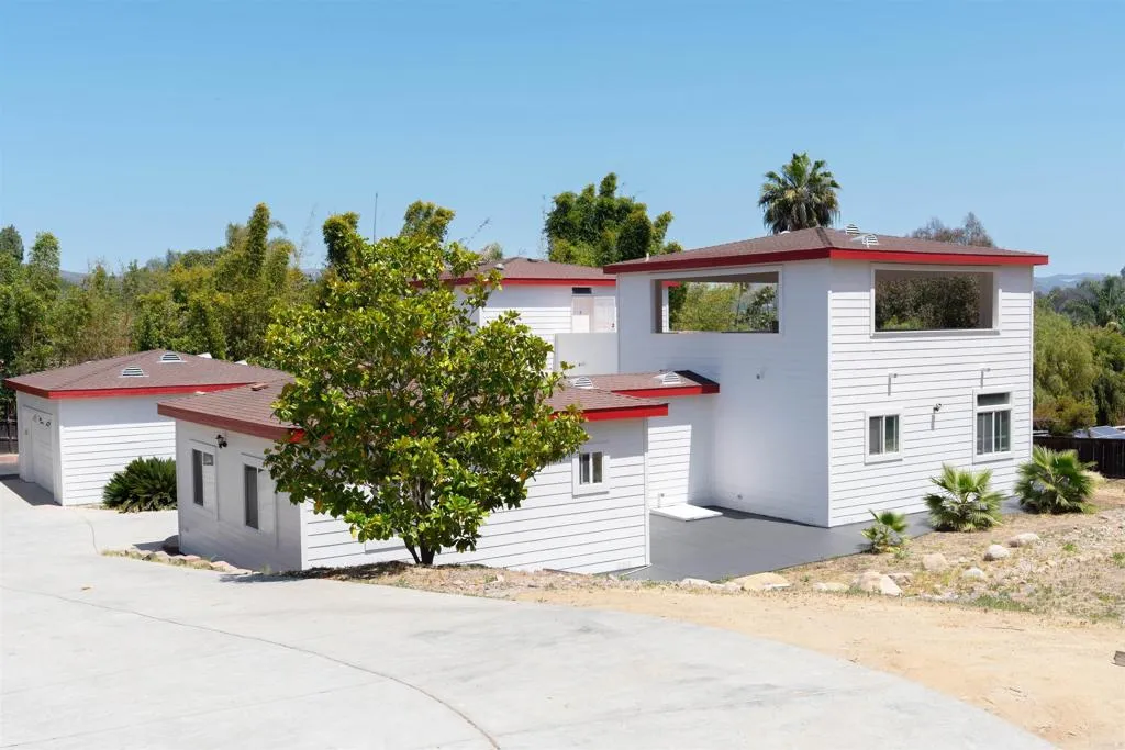 https://cdn.realtyfeed.com/cdn/127/306715292/6c7e88dd6678ce6f95b8fd9238d4c96a.webp