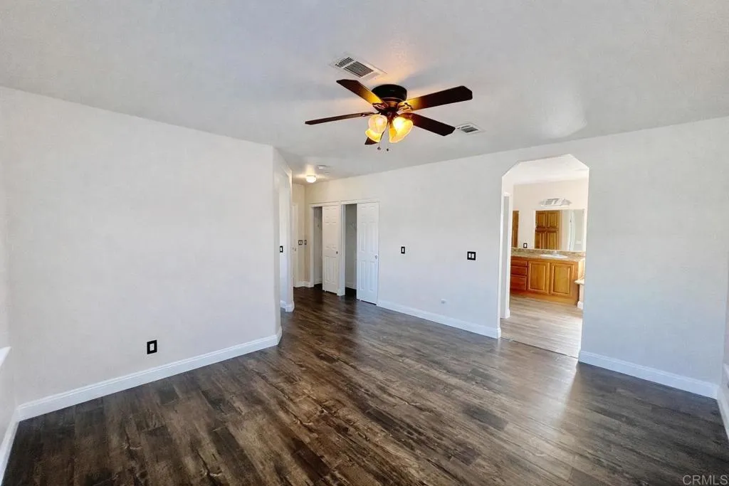 https://cdn.realtyfeed.com/cdn/127/306715292/f6ca07165bddc520e8b4d21a9b9c73c3.webp