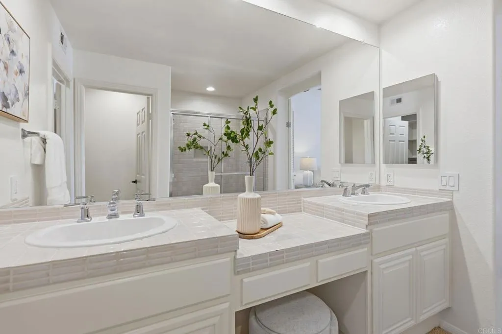 https://cdn.realtyfeed.com/cdn/127/306715303/9f0845882ab8cb5fcda6e12e6f0b2017.webp